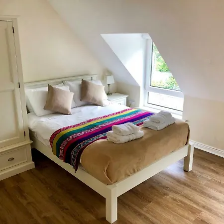 Maison d'hôtes ♣ Center Of Town 3br House ♣ Free Parking Killarney